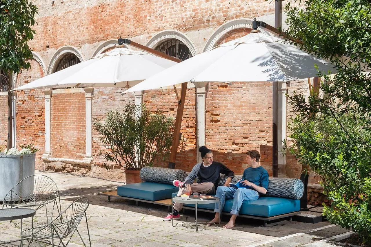 Combo Venezia Hostel
